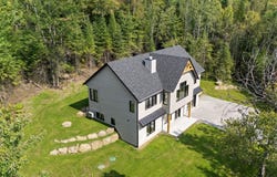 305 Allée de la Maisonnée, Mont-Tremblant, QC J8E 0T9