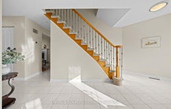 43 Weslock Way, Kanata, ON K2K 2K5
