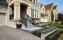24 James Stokes Court, King, ON L7B 1L6