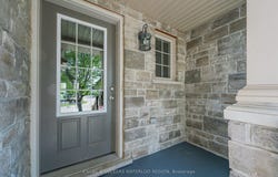 6 Upper Mercer Street D16, Kitchener, ON N2A 0E4