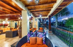 Versatile Luxury Estate with 19 Bedrooms: Ideal for a Boutique Hotel or Family Compound, San Isidro de El General, 11901