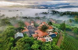 Versatile Luxury Estate with 19 Bedrooms: Ideal for a Boutique Hotel or Family Compound, San Isidro de El General, 11901