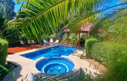 Tropical Jungle Oasis with 8 Cabinas & Pool in Prime Uvita Location, Uvita, 60504