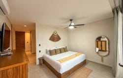 C. 39 Pte., Tulum, 77765