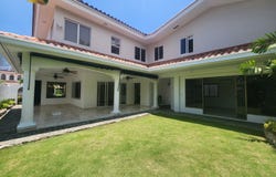 Puerta del Golf, Panama, 
