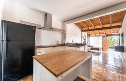 653 CLL ESTADO, Miramar, San Juan, 00907
