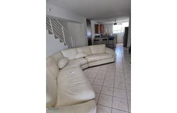 19 AVENIDA LAGUNA, Carolina, Carolina, 00979