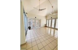 4 SAN GABRIELE ST, Guaynabo, Guaynabo, 00969