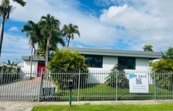 17 SALAMANCA, Pueblo Viejo, Guaynabo, 0096