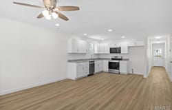 2616 Hillcrest Avenue, Alton, IL 62002