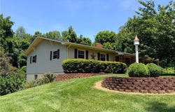 176 Robin Road, Elkin, NC 28621