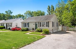 9548 Theodosia Avenue, Overland, MO 63114