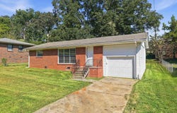 517 MAIN STREET, GARDENDALE, AL 35071
