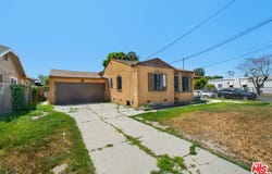 160 W 102nd St, Los Angeles, CA 90003