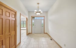 6091 W Hellis Drive, Muncie, IN 47304