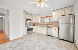 3 Dublin Lane, Hazlet, NJ 07730