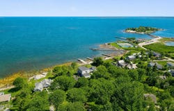 39 Chippechaug Trail, Stonington, CT 06378
