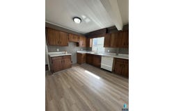 413 S West Ave, Sioux Falls, SD 57104