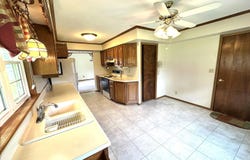 1915 W 4TH Street, Centralia, IL 62801