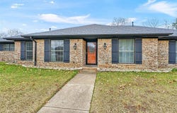 1802 Oak Creek Drive, Sherman, TX 75092