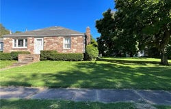 119 S Clinton Street, Albion, NY 14411