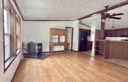 27 Sandy Pines Trailer Park, Keeseville, NY 12944