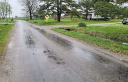 O E NORTH Street, Bonnie, IL 62816