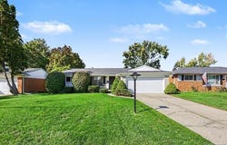 38539 Covington Drive, Sterling Heights, MI 48312