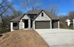 12730 N Champanel Way, Platte City, MO 64079
