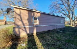 110 W Riley Street, Easton, KS 66020