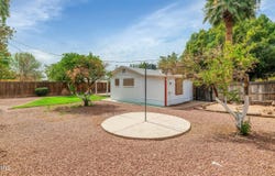 1127 S UNA Avenue, Tempe, AZ 85281
