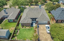 2900 Boyd Street, Ennis, TX 75119