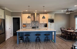 910 Benbridge Lane, Evansville, IN 47725
