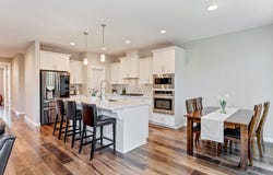 2180 SE 11TH PL, Canby, OR 97013
