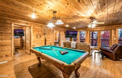 724 Chickasaw Gap Way Way, Pigeon Forge, TN 37863
