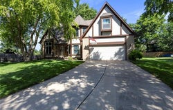 11808 W 128th Street, Overland Park, KS 66213
