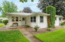 728 BUCHANAN Street, LITTLE CHUTE, WI 54140