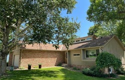 875 20th Street, Windom, MN 56101