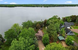 25020 E Cedar Lake Drive, New Prague, MN 56071