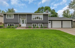 915 4th Street NW, Clara City, MN 56222