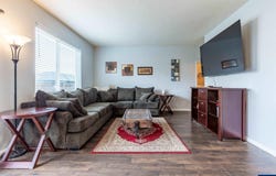 317 W Jadon Dr, Lebanon, OR 97355