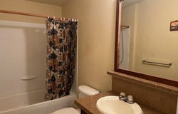911 TUNNEL Rd, Glendale, OR 97442