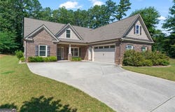 902 Edgewater, Loganville, GA 30052