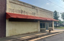 59 E Priddy ST, Magazine, AR 72943