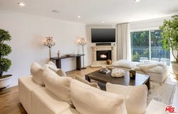 2385 Roscomare Rd, Los Angeles, CA 90077