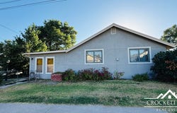 1710 5th Avenue, Dodge City, KS 67801
