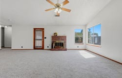 927 Elderwood Lane, Lemoore, CA 93245