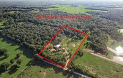 620 County Road 2325, Telephone, TX 75488
