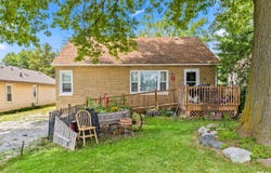317 N HIGHLAND Street, Creve Coeur, IL 61610