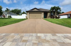 706 SW 9th Court, Cape Coral, FL 33991